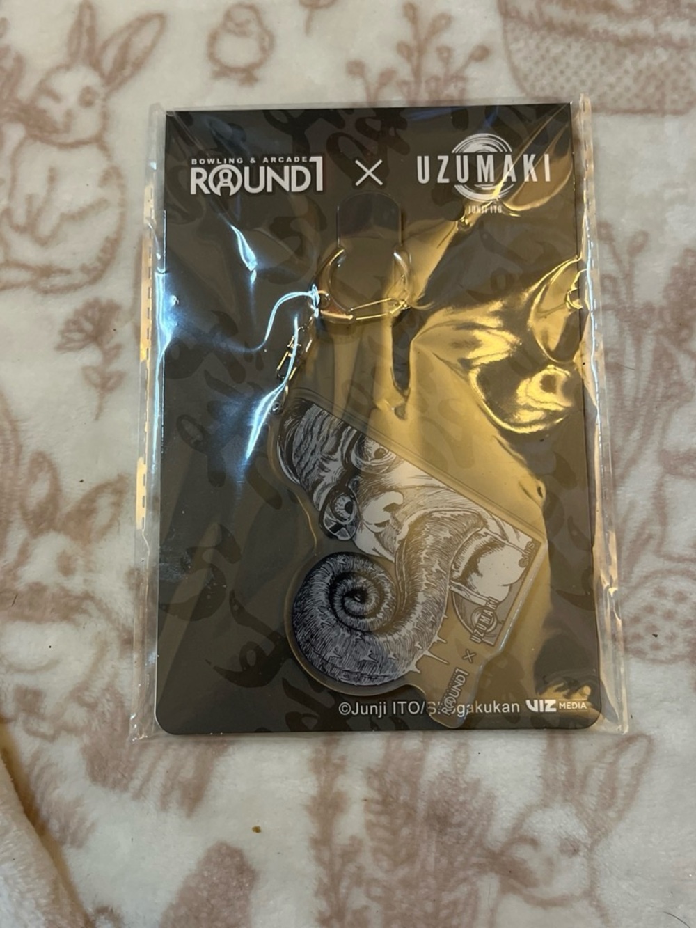 Round1 x Uzumaki Collaboration Keychain - Black & Gray
